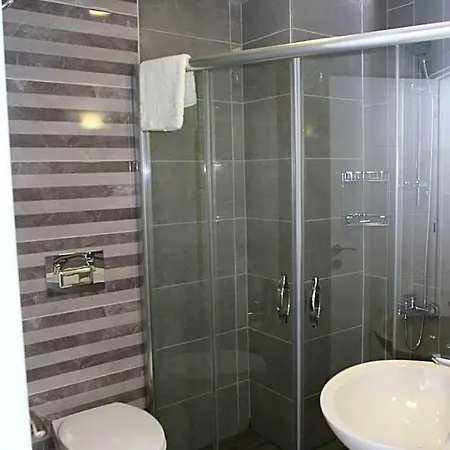 Liman Boutique Hotel 2*