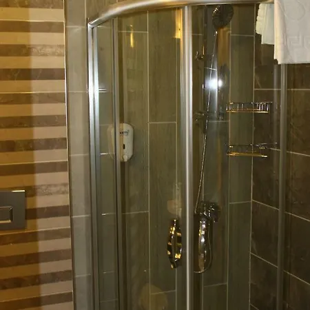 Liman Boutique Hotel 2*